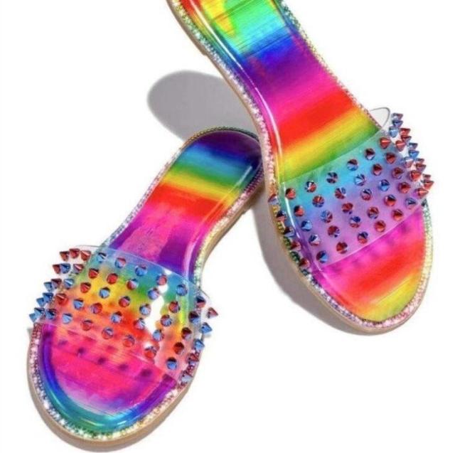 beach women&#39;s slippers for spring/summer 2021 new rivet color diamond flat-bottomed sandals/slippers women outside wear 4-12